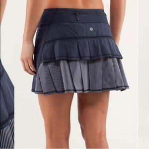 Lululemon Run:Pace Setter Skirt WagonStripeInkwell